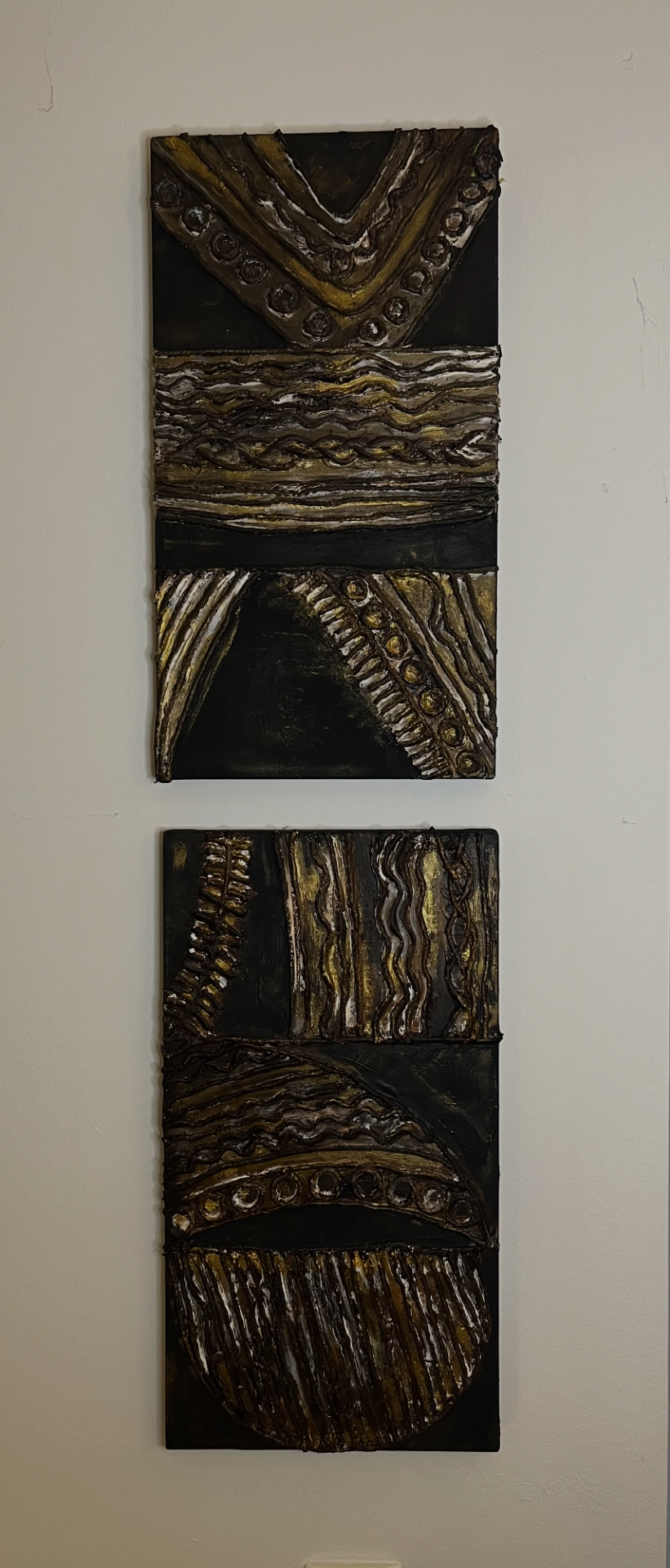 Marijana Županić Benić, Dekonstruirana tekstura- diptih 110x27x3